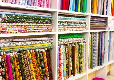 6 Beneficios de Comprar Telas al Por Mayor para Proyectos Navideños
